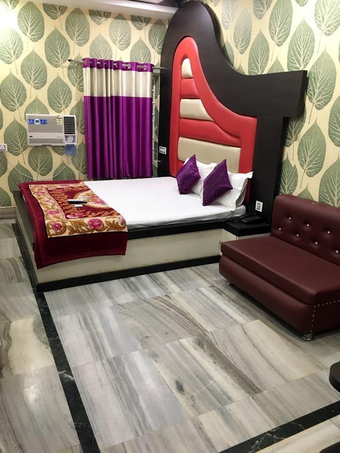 Hotel Natraj Sasarām Екстериор снимка
