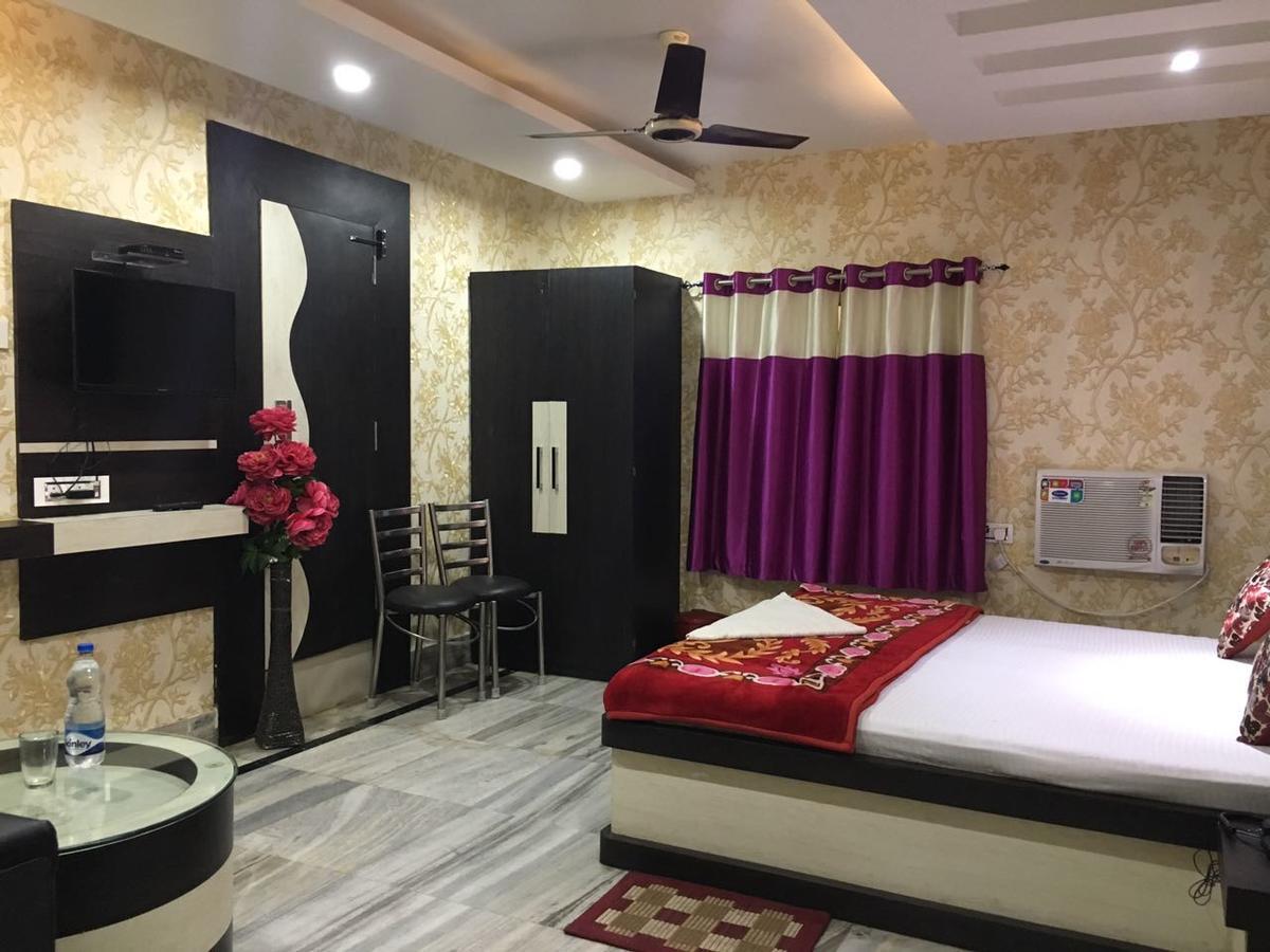 Hotel Natraj Sasarām Екстериор снимка